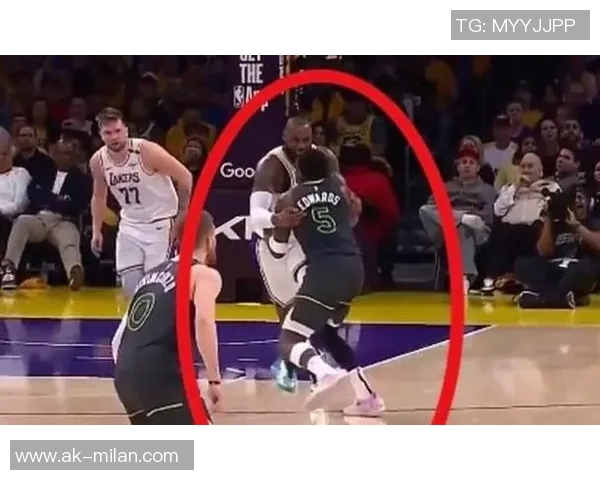 华子怒斥裁判三人组称其为碧池引发热议与争议 华子怒斥裁判三人组称其为碧池引发热议与争议